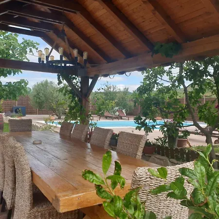 Apartman Dora With Heating Pool Donje Polje
