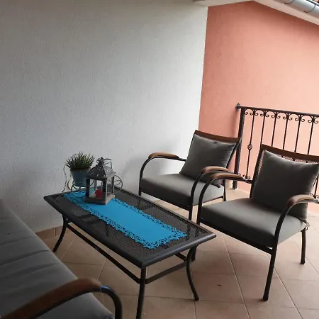 Apartment Apartman Dora With Heating Pool *